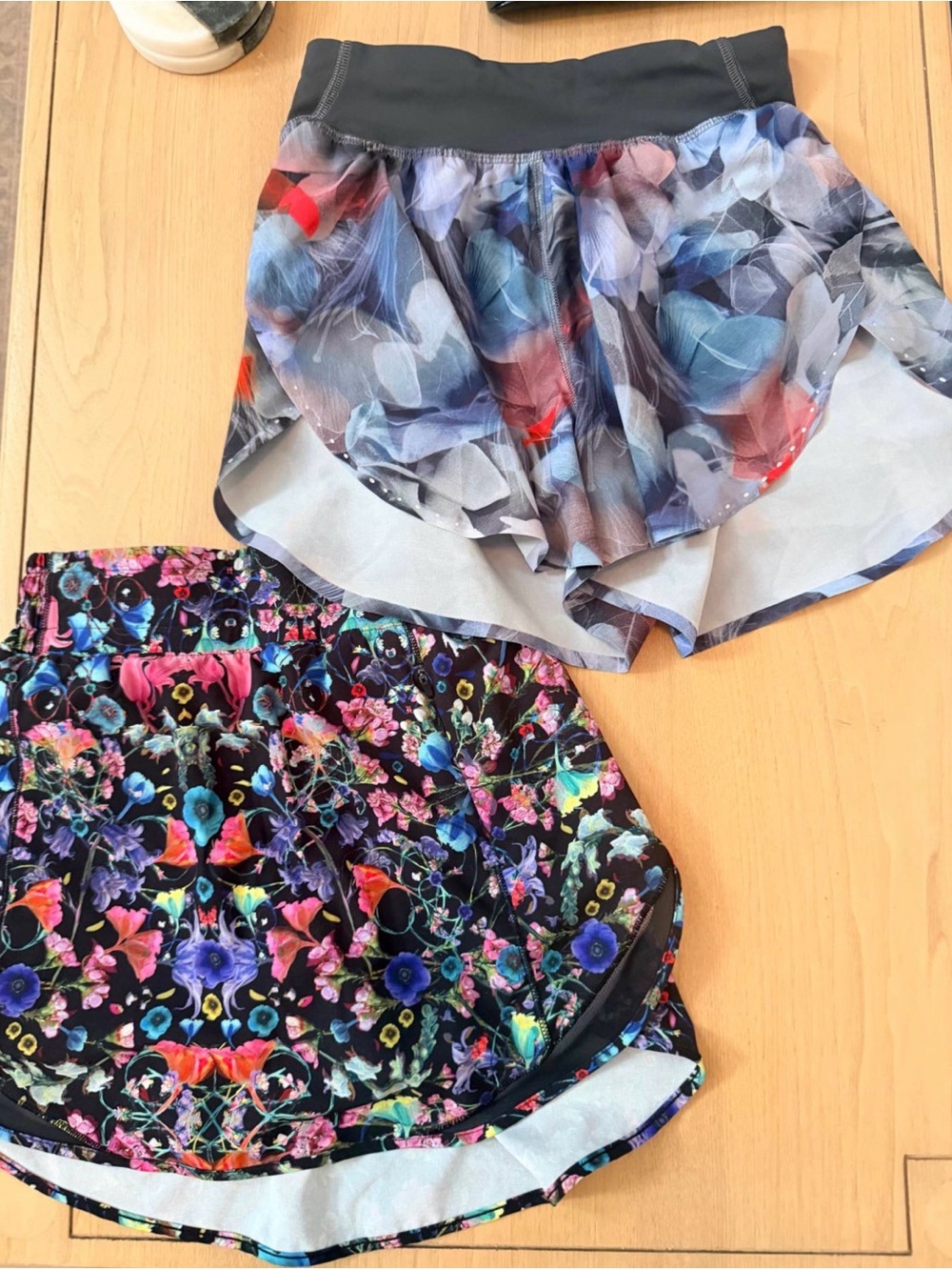 Lululemon Sz 0 Shorts and Skort Lot